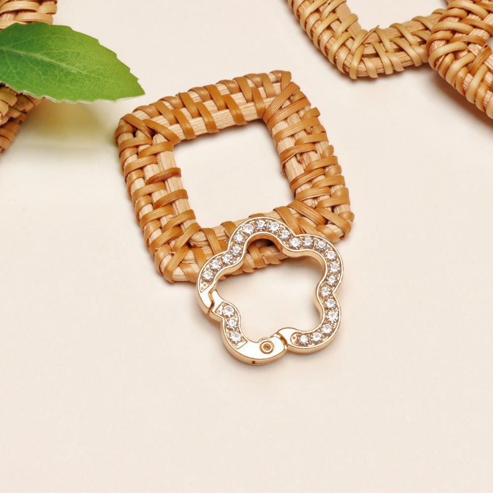 11.14更新あり（段階式割引あり）【P011】ダイヤ付き合金カラビナ（円形）