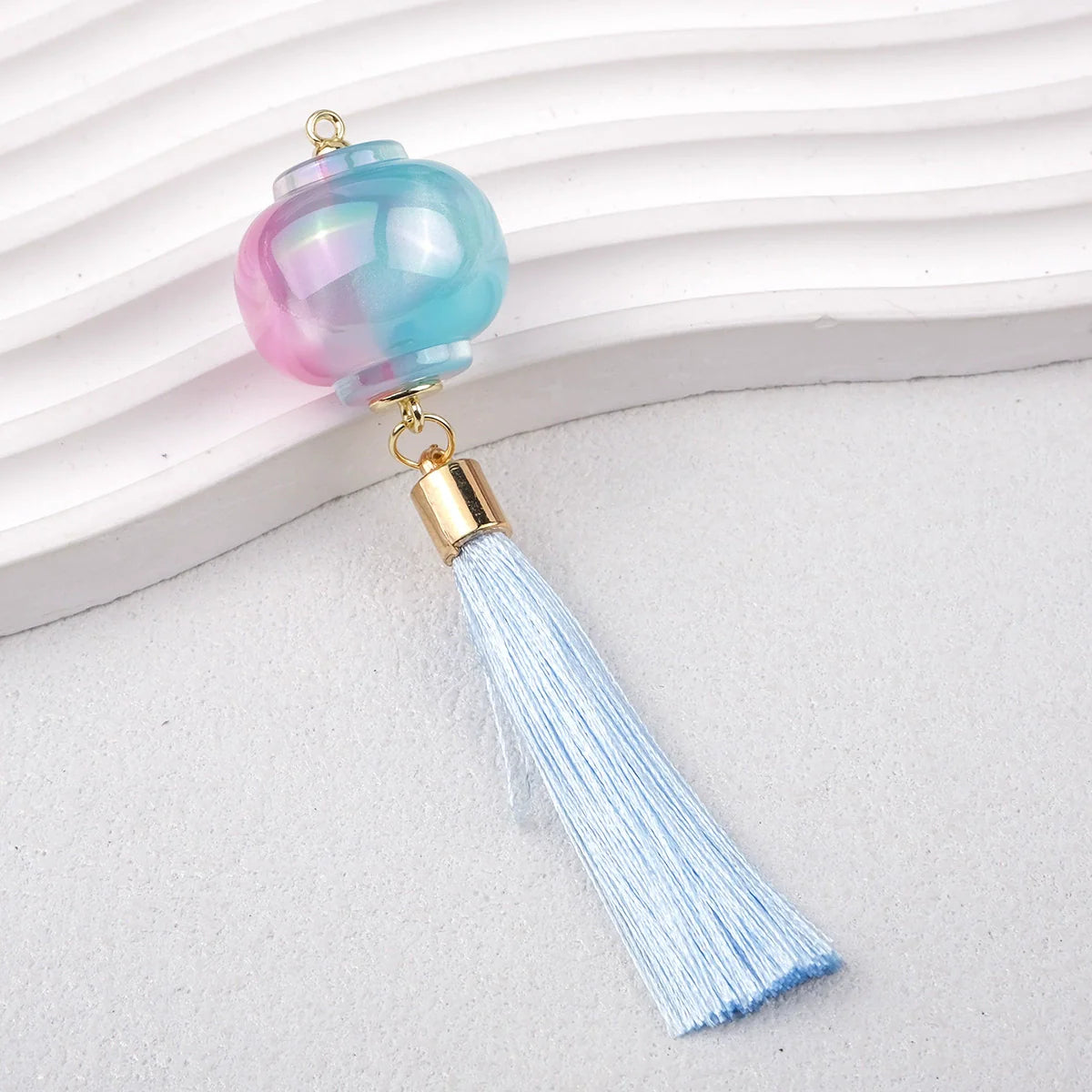 ♥人気♥3.11再入荷【T115】提灯カン付きパーツ（キャッツアイ加工レジン、タッセル付き、57*53*25mm）