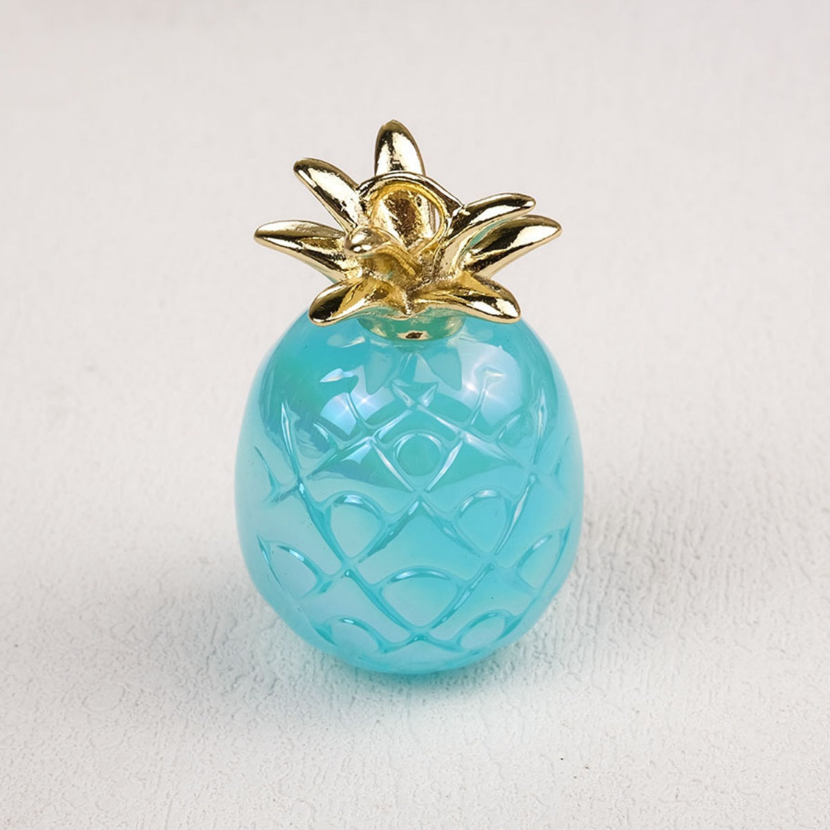 4.30NEW♥段階式割引有り♥【T166】パイナップル（カン付き、ストラップやリース用パーツ、4.6*3*3cｍ、重さ約27.5ｇ）