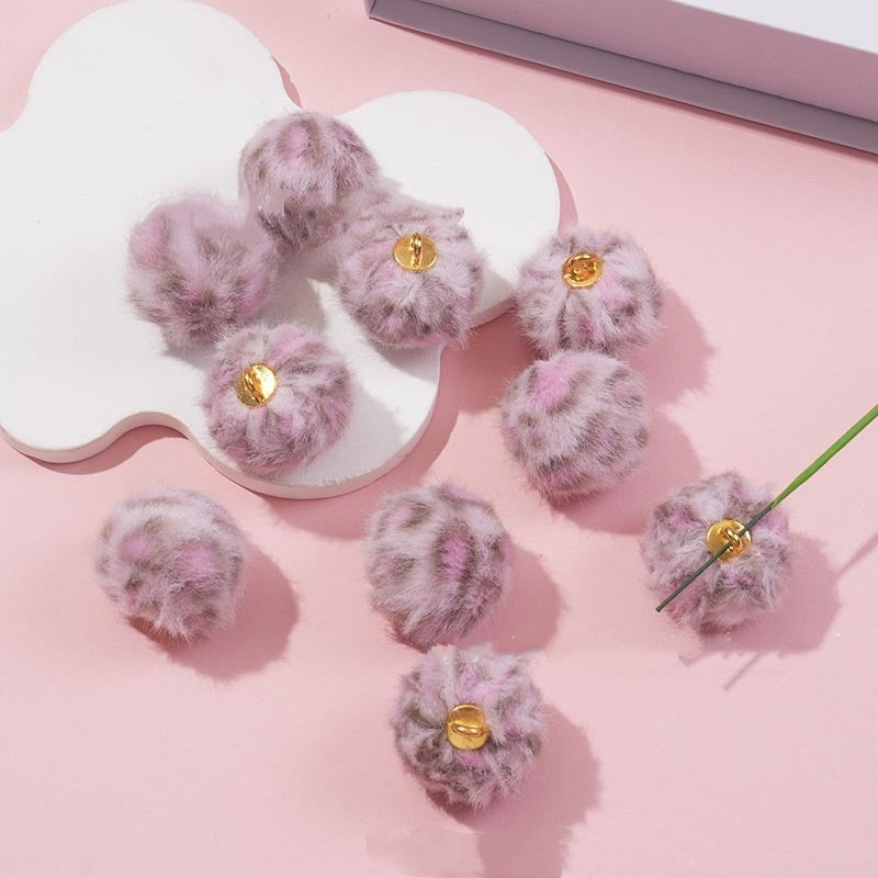 3.2再入荷あり♥段階式割引あり♥【T085】もふもふヒョウ柄ビーズ（カン付き、16mm、リース用）