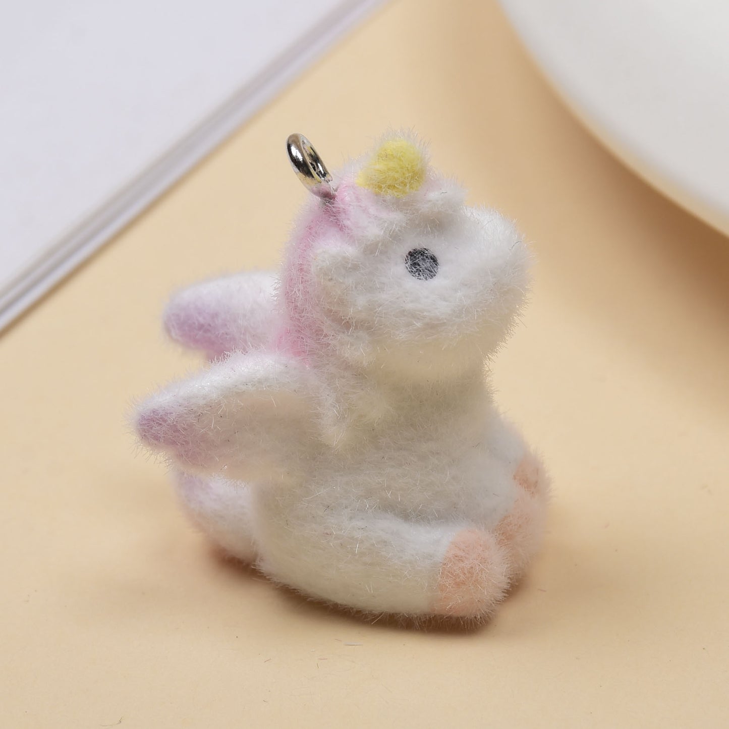 4.29NEW♥段階式割引有り♥【T165】もこもこ世界（カン付き、フロッキー、約3～5cｍ）