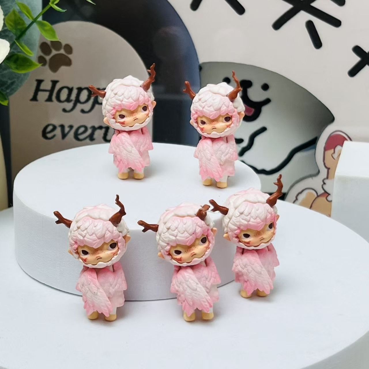 4.2第四弾♥段階式割引♥【P102】フィギュア大集合（第一弾～第四弾、高さ3～5cm、ストラップやキーホルダー用、SP、ヒロノ、DIMOO、DORA、ZORRAあり）