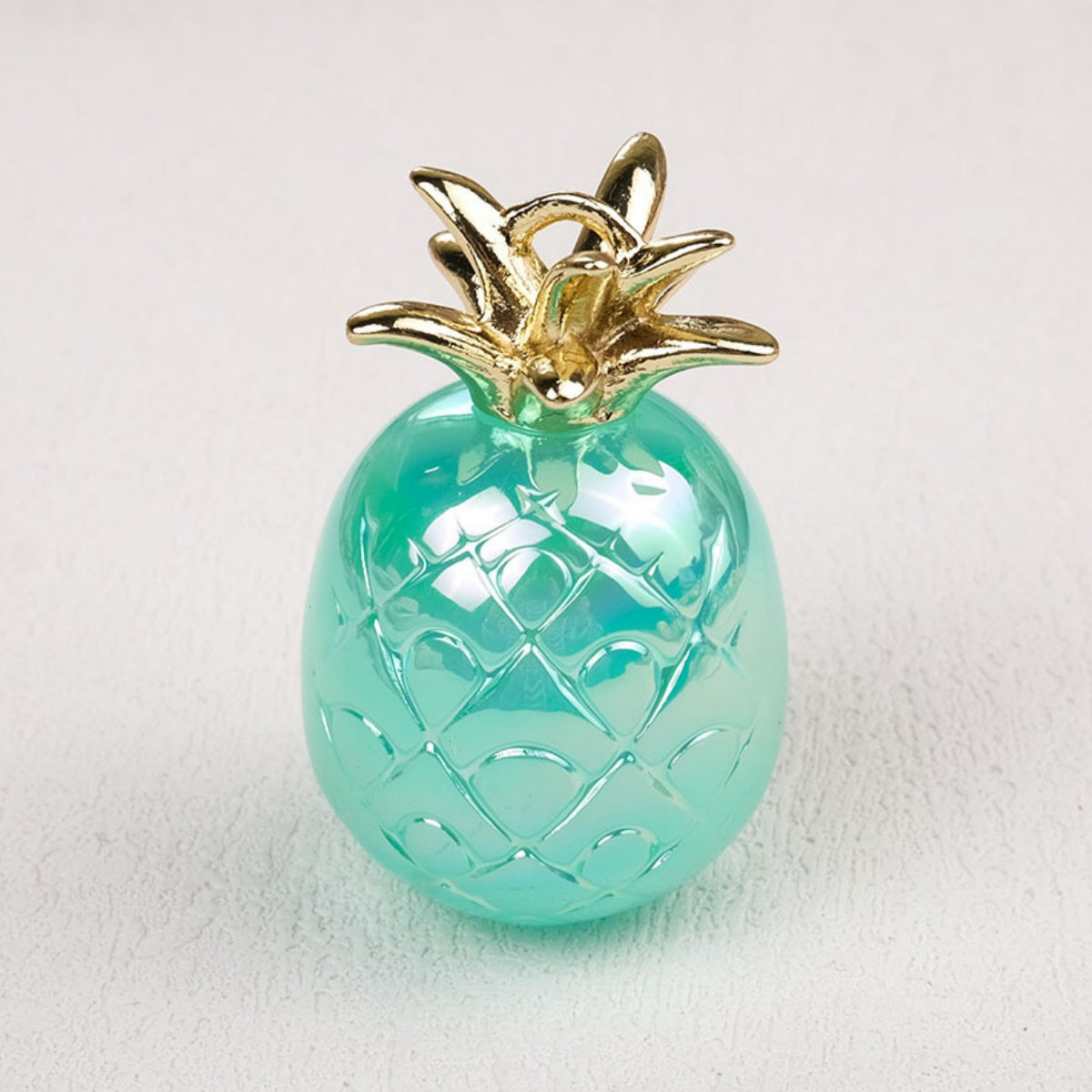 4.30NEW♥段階式割引有り♥【T166】パイナップル（カン付き、ストラップやリース用パーツ、4.6*3*3cｍ、重さ約27.5ｇ）