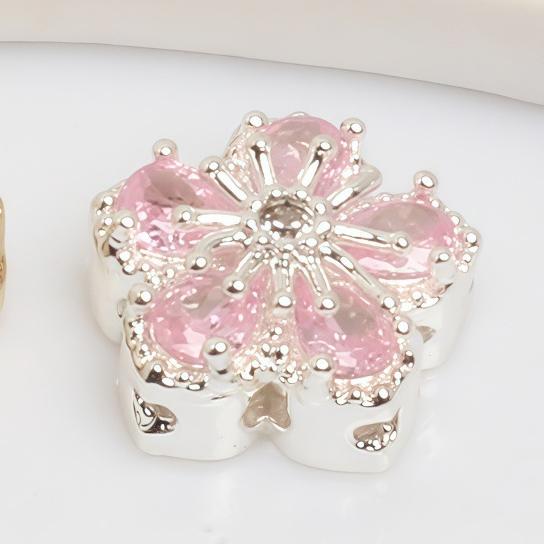 ♥人気♥5.21再入荷（段階式割引あり）【P061】高品質八つ穴パーツ（ストラップやブレスレット用パーツ、約11×13mm）