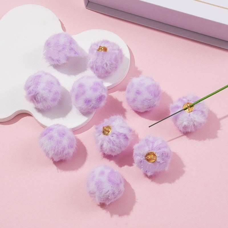 3.2再入荷あり♥段階式割引あり♥【T085】もふもふヒョウ柄ビーズ（カン付き、16mm、リース用）
