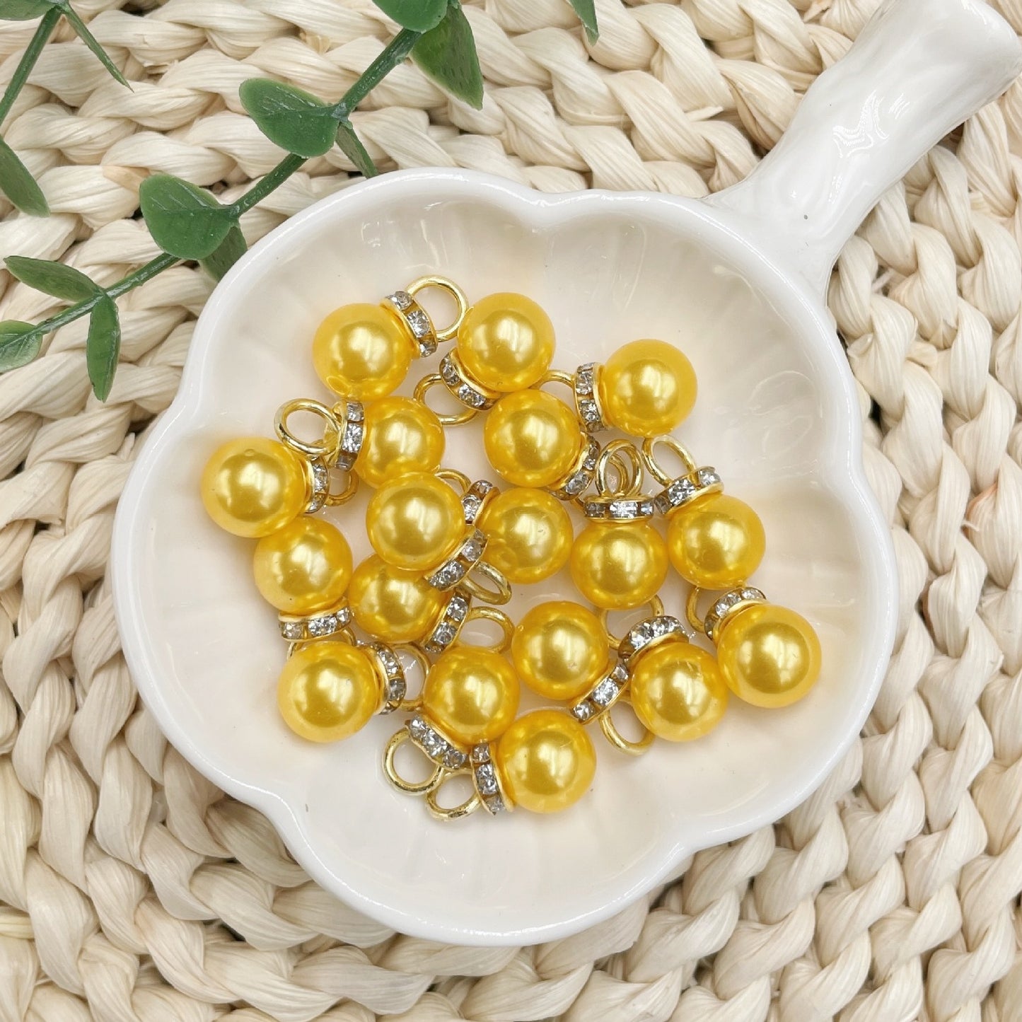 ♥人気♥12.18再入荷と新色あり【T060】（段階式割引あり）パールビーズ（ラメ付きカン付き）