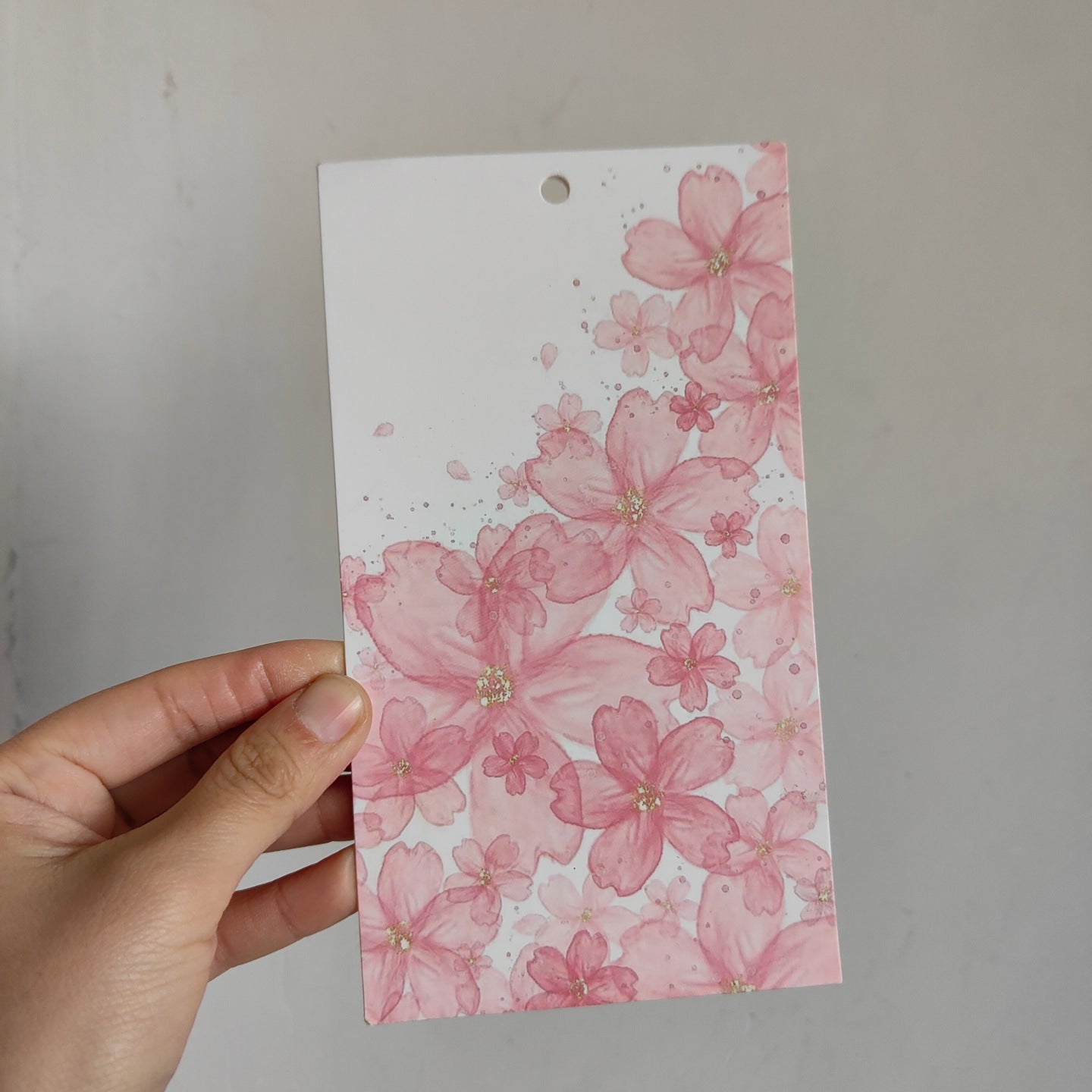 ♥人気♥4.28再入荷と新規有り♥段階式割引♥【Z003】ラッピング紙（10×18mm、吊り穴あり）
