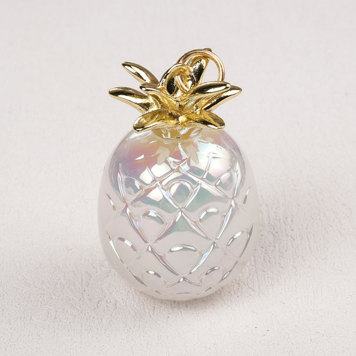 4.30NEW♥段階式割引有り♥【T166】パイナップル（カン付き、ストラップやリース用パーツ、4.6*3*3cｍ、重さ約27.5ｇ）