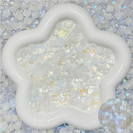 8.3NEW【B182】オパールブルーム（夜光ソフトバラ、オパールのさざれ石、ガラス桜、リースもブレスレットも作れる）