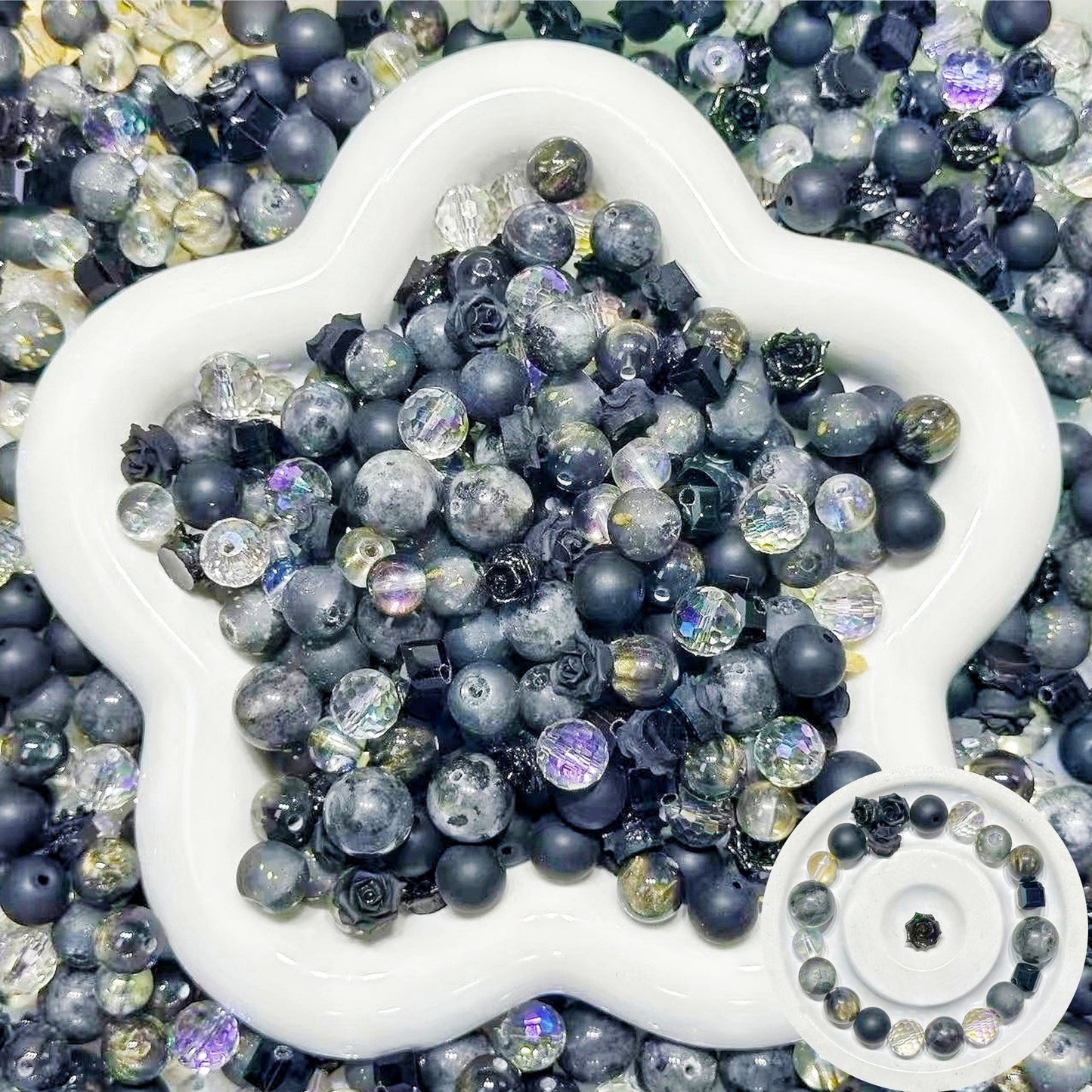 3.5NEW【B130】闇の閃光（ラブラドライト10ｍｍと12ｍｍ、ソフトバラ2種類、レジン1種類、高品質ガラスビーズ3種類とガラス多面カット1種類）